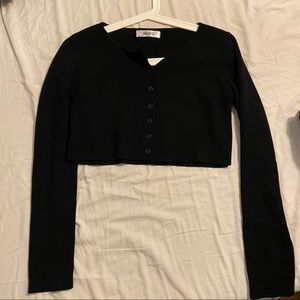 Black crop top long sleeve